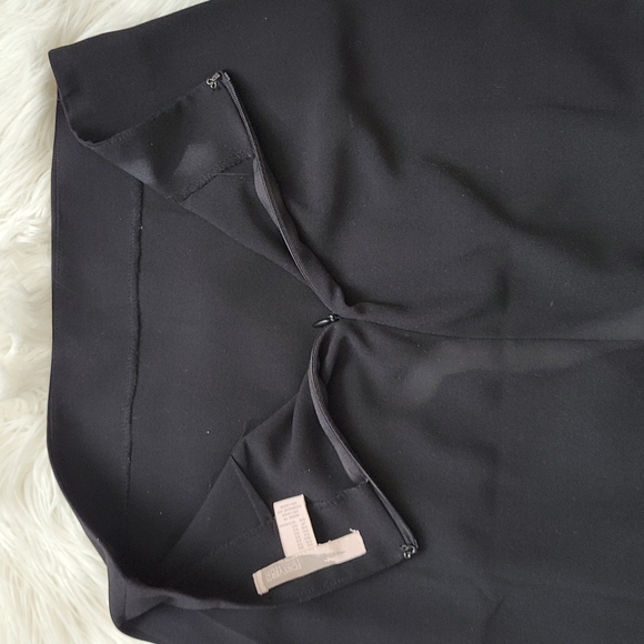 Forever 21 Black Pencil Skirt (Lace Hem) - Picture 9 of 12